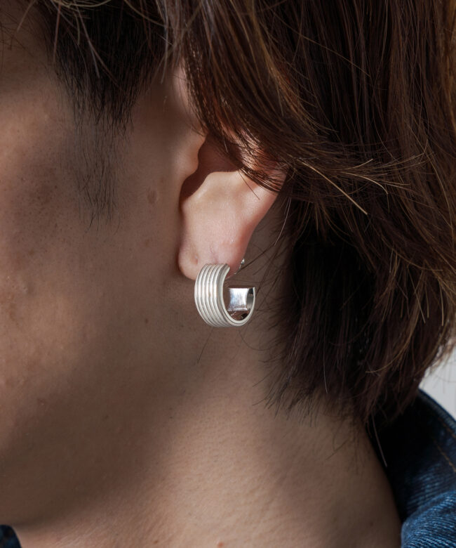 リバースナットピアス| HERGO
